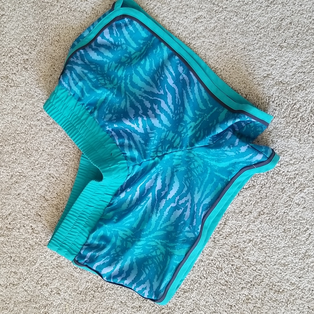 Fast drying shorts